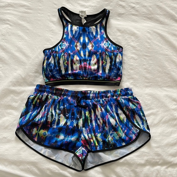 Fabletics outfit bundle - Picture 1 of 5